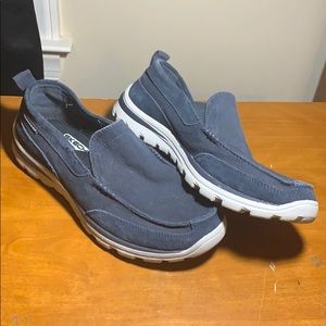 Sketchers Relaxes Fit Memory Foam Navy Loafers